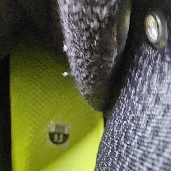 Nike force men's sneakers in size 9.5, color black in great condition - Picture 10 of 15